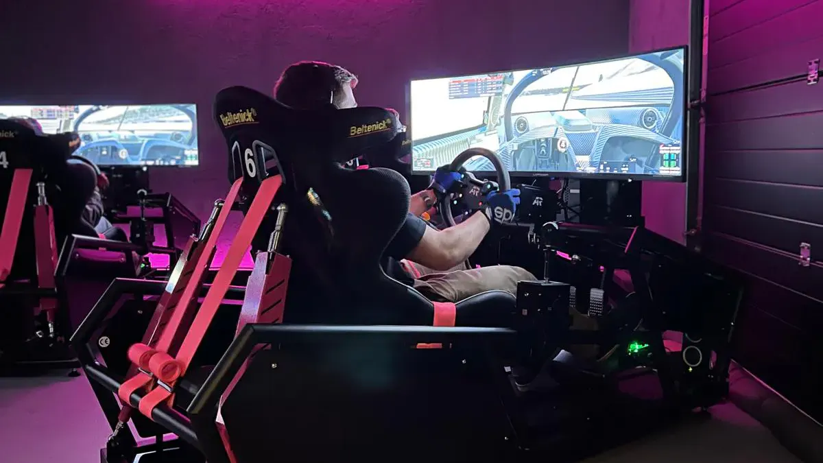 Rennsimulator