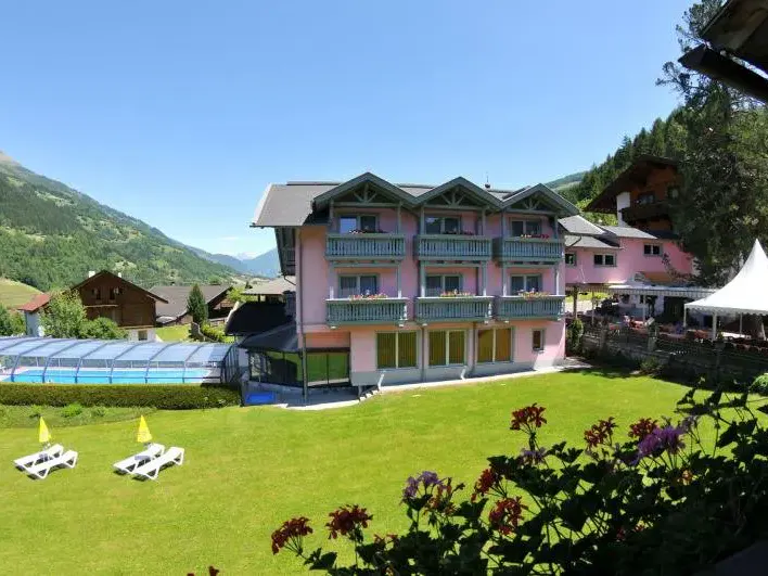Hotel Margarethenbad Aussenansicht