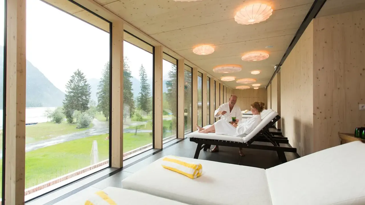 Panoramaruheraum im Hotel Fischer am See