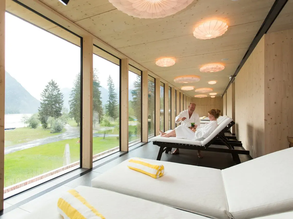Panoramaruheraum im Hotel Fischer am See