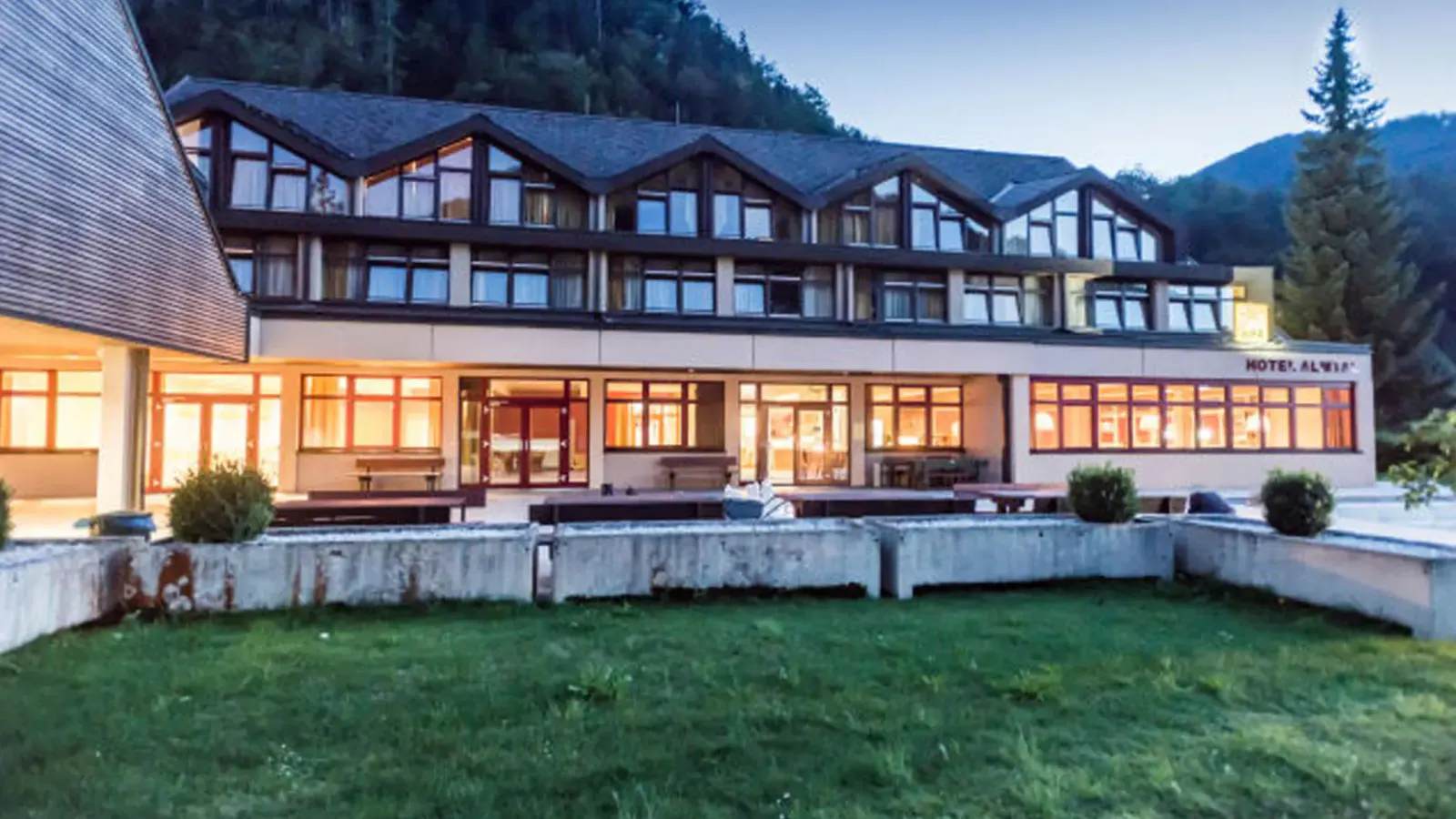 JUFA Hotel Grünau im Almtal