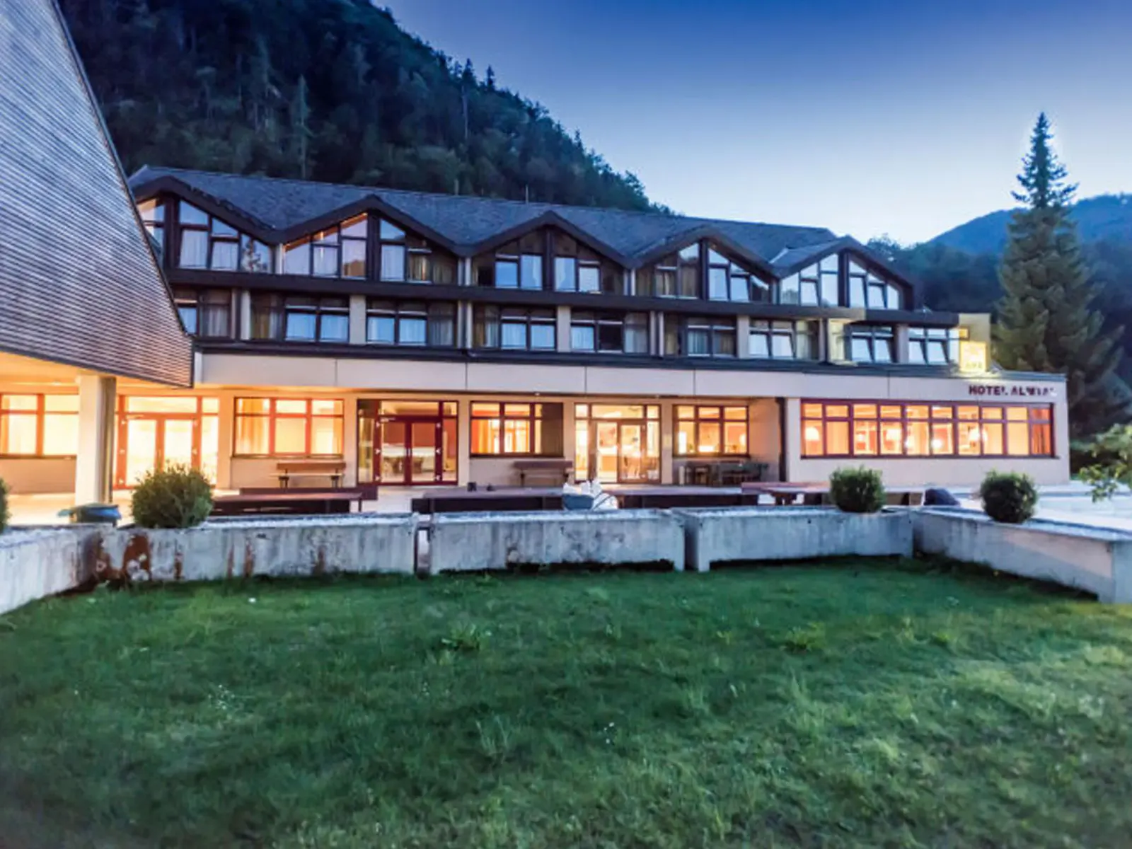 JUFA Hotel Grünau im Almtal