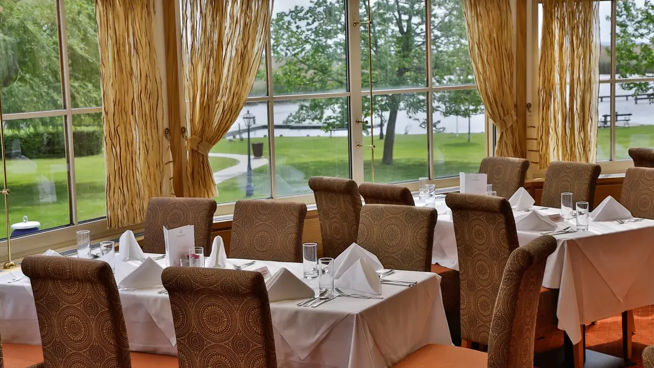 Restaurant mit Seeblick im Seehotel Rust