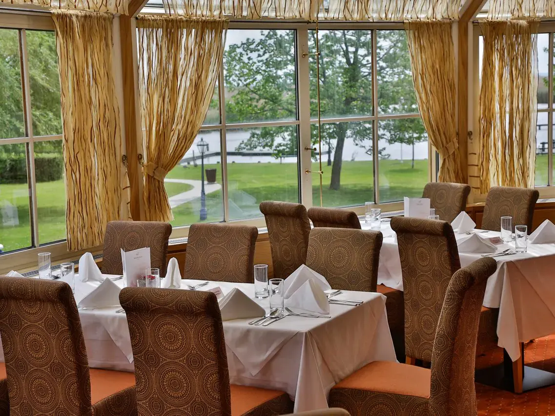 Restaurant mit Seeblick im Seehotel Rust