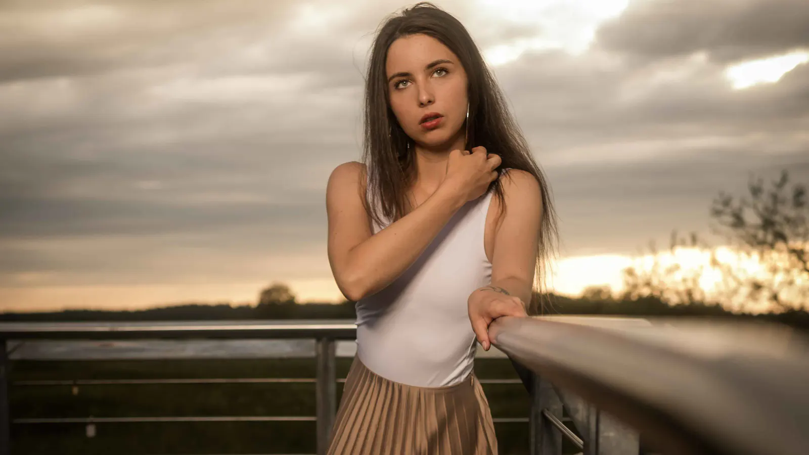 DEIN EDITORIAL – Fashion-Portrait im Abendlicht