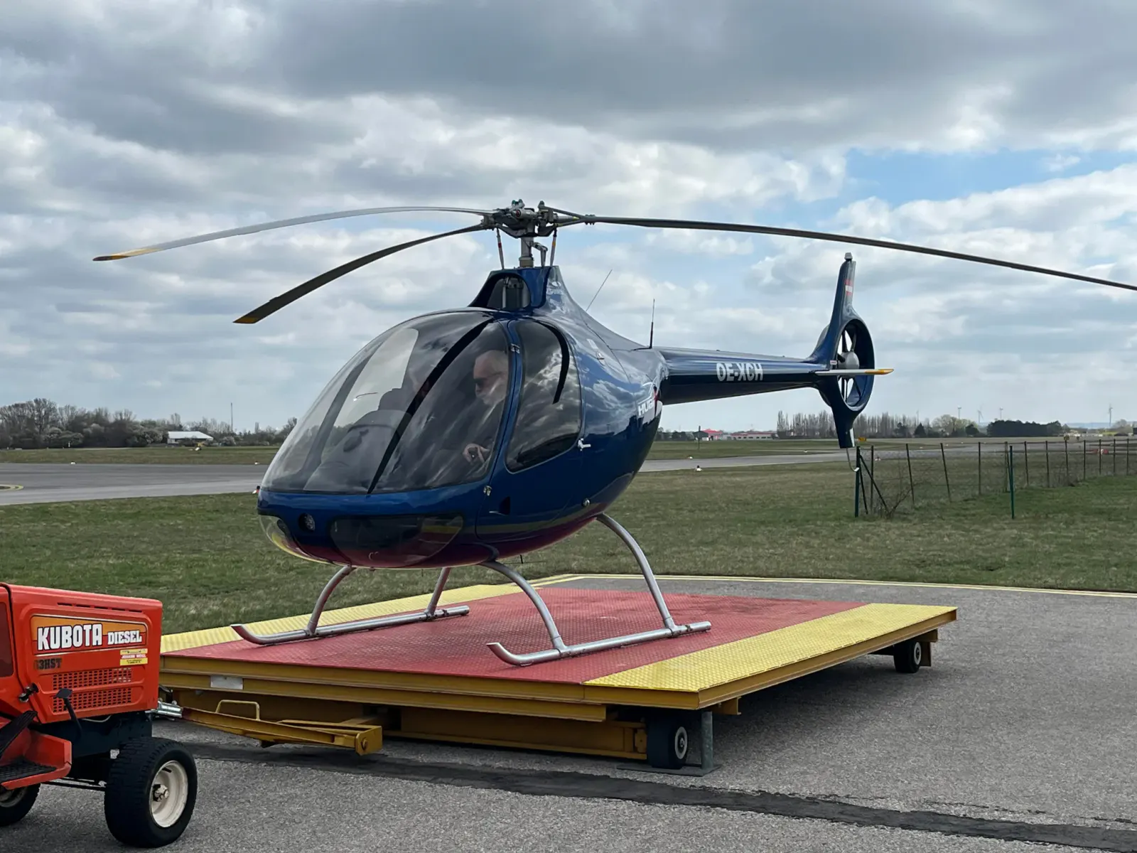 Hubschrauber auf der Plattfrom