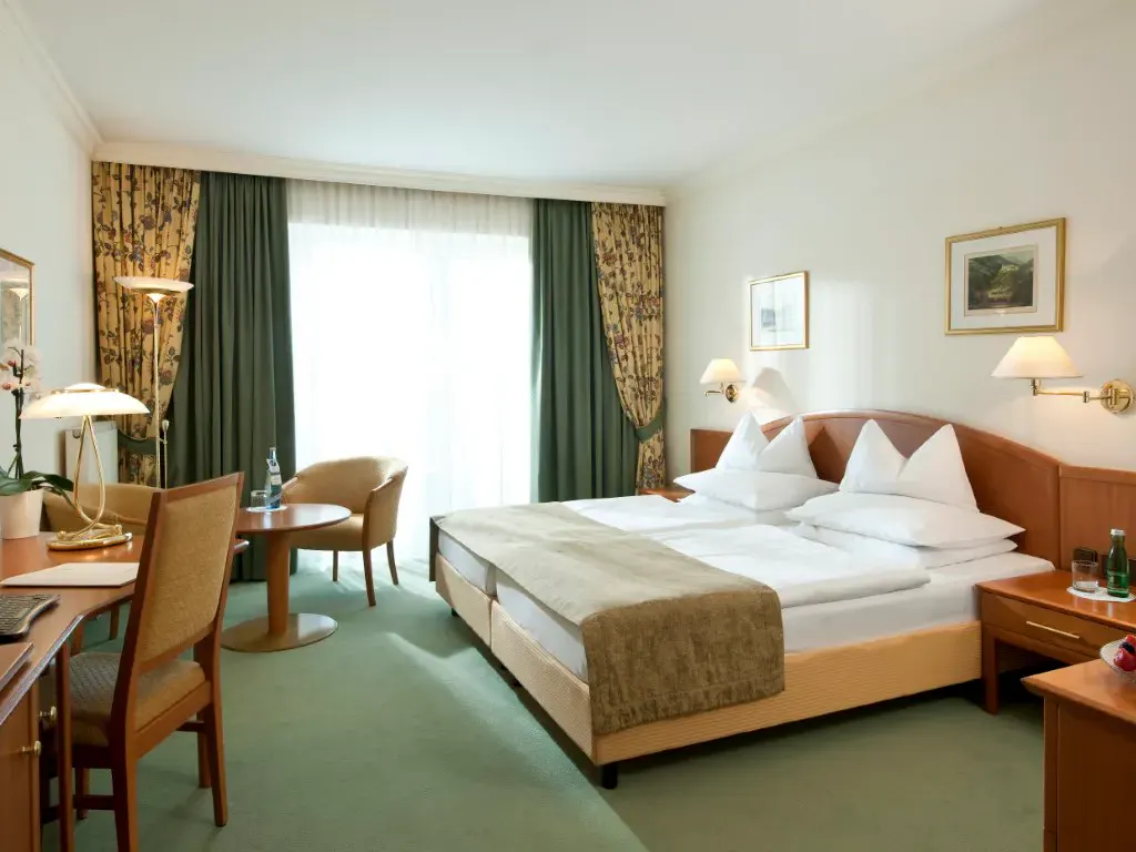 Doppelzimmer Maibachl als Wohnbeispiel im Hotel Warmbaderhof