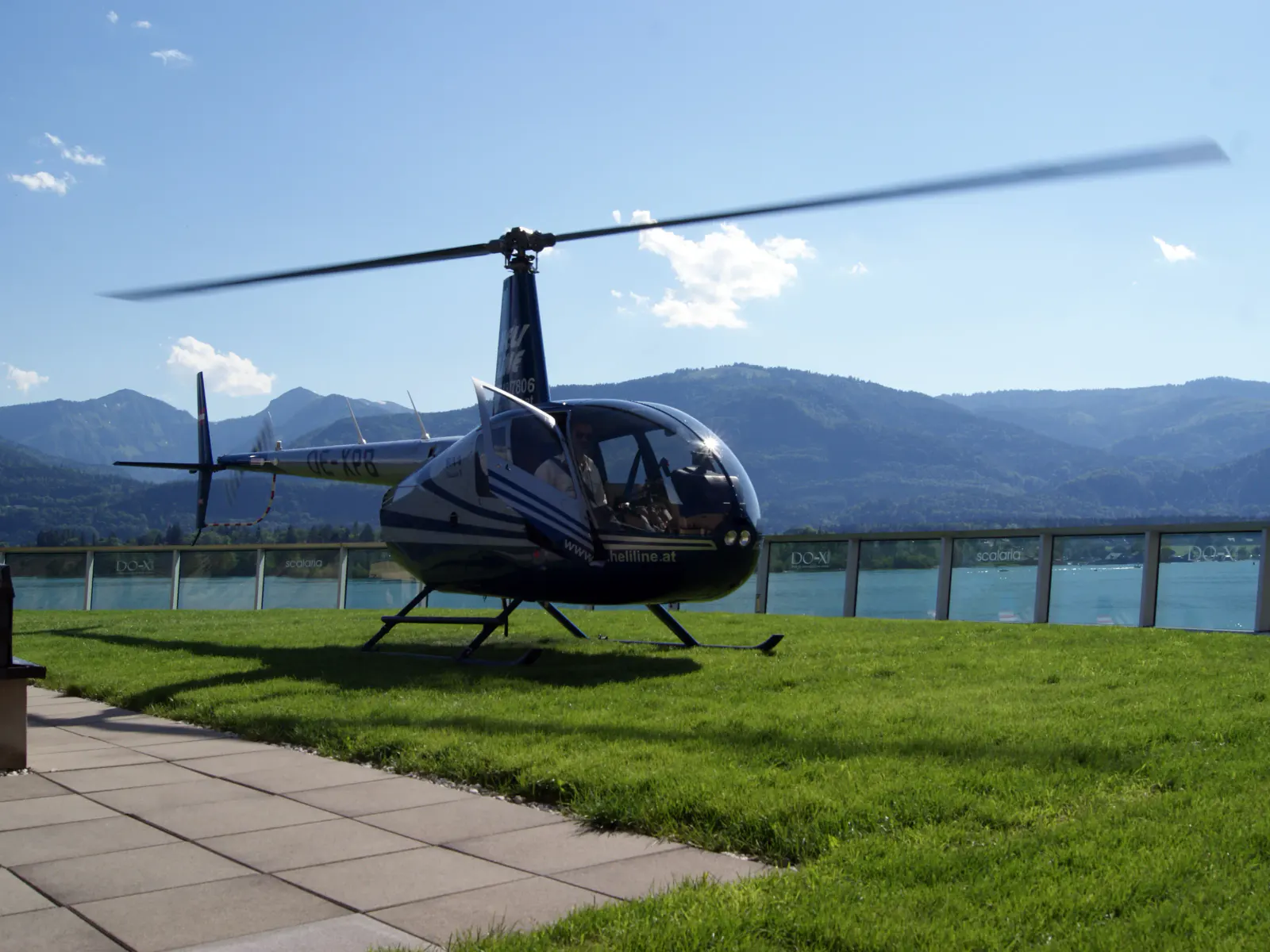 Gelandeter Helikopter