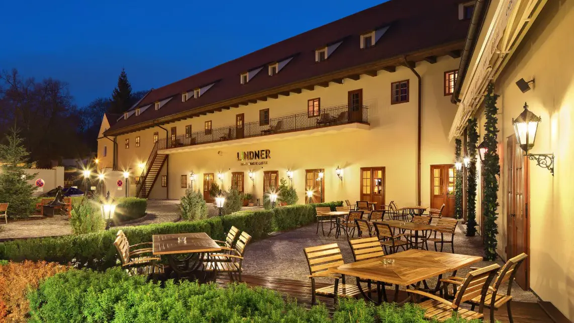 Innenhof des Lindner Hotels Prague Castle