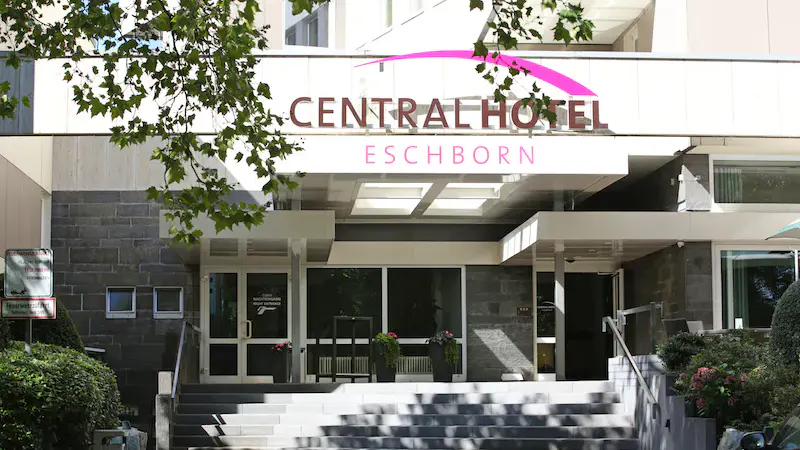 Aussenansicht des Central Hotel Eschborn