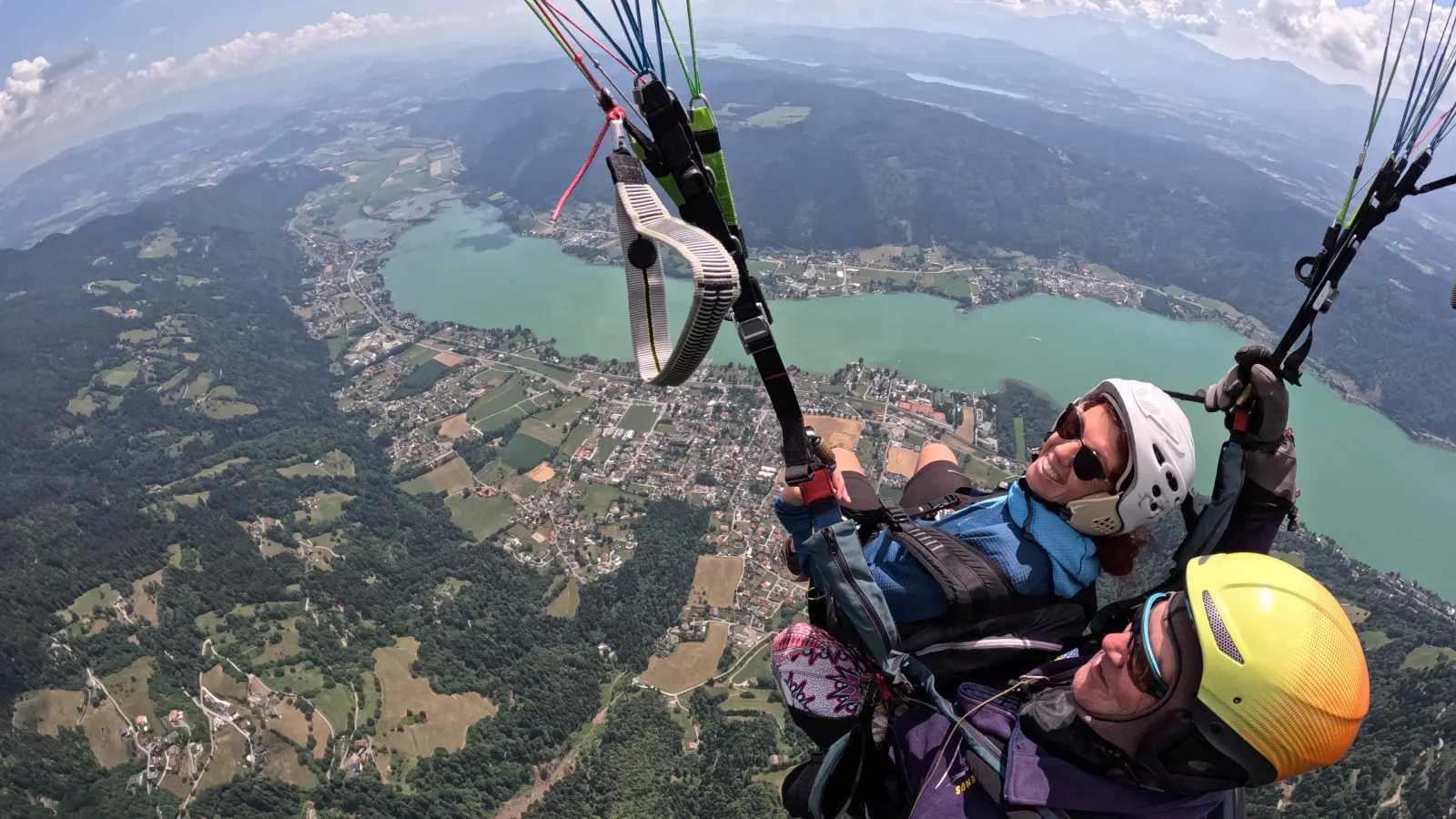 Tandemflug zu zweit über dem Ossiachersee