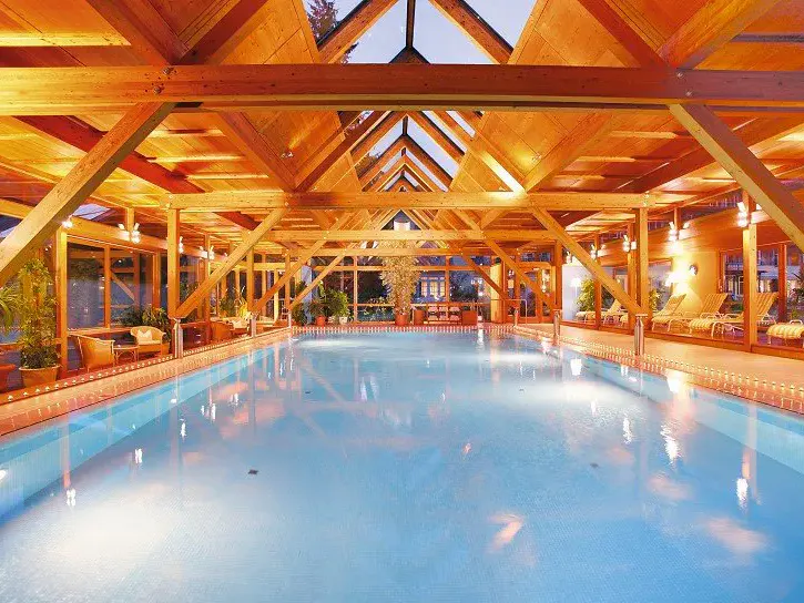 Hallenbad im Hotel Hollweger