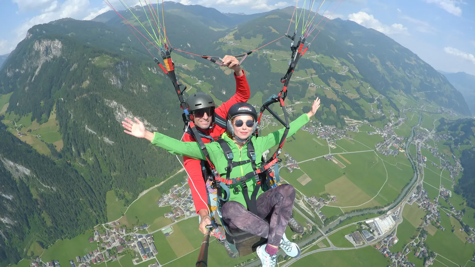 Strecke die Arme aus
