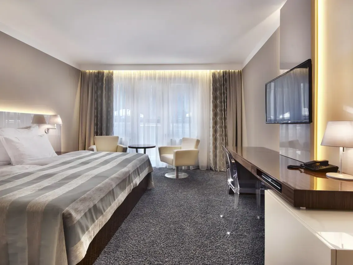 Beispiel eines Doppelzimmers Standard im Luxury Wellness und Spa Hotel Prezident